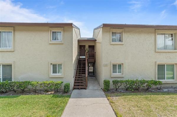 WOODSIDE VILLAGE CONDO