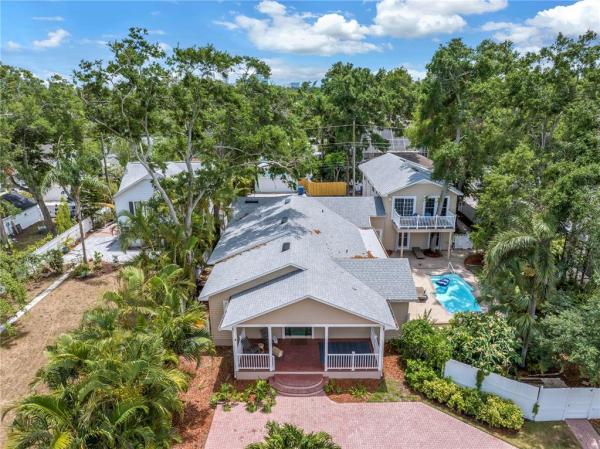 CRESCENT PARK HEIGHTS