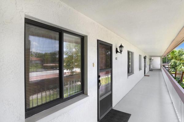 EAST LAKE WOODLANDS CONDO