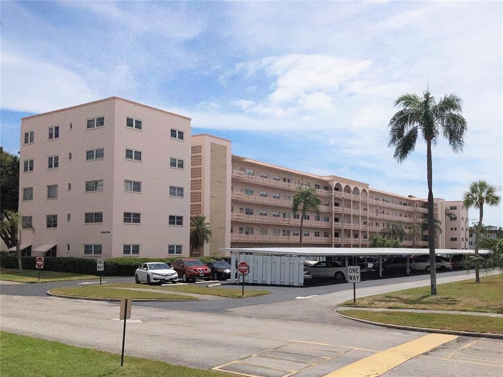 FIVE TOWNS OF ST PETE - фото