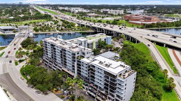 ONE LAUREL PLACE A CONDO