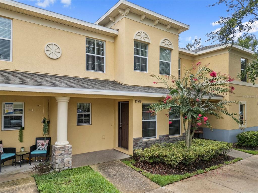 EILAND PARK TWNHMS - фото