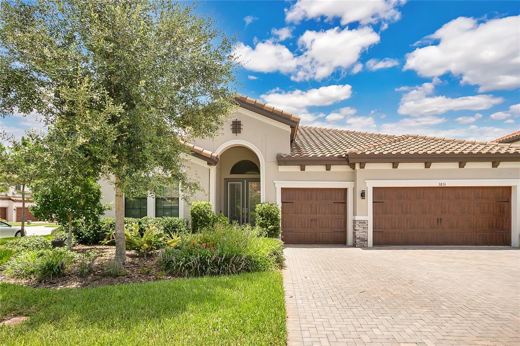 STARKEY RANCH - фото