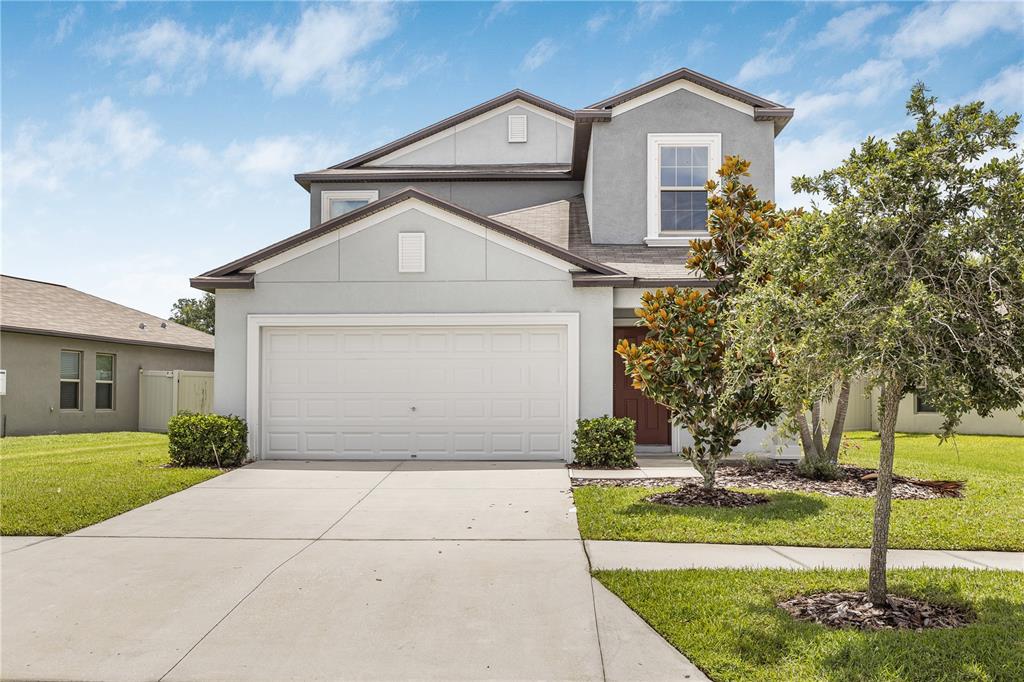 LYNNWOOD MANORS - фото