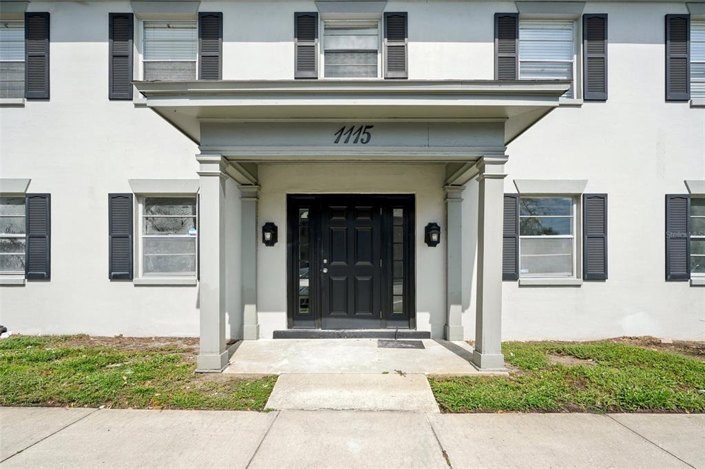 LES CHATEAUX CONDO - фото