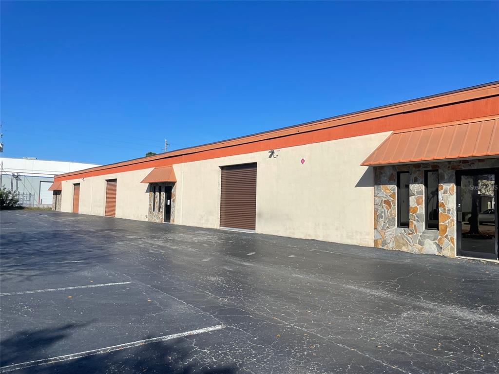 GATEWAY INDUST PARK - фото