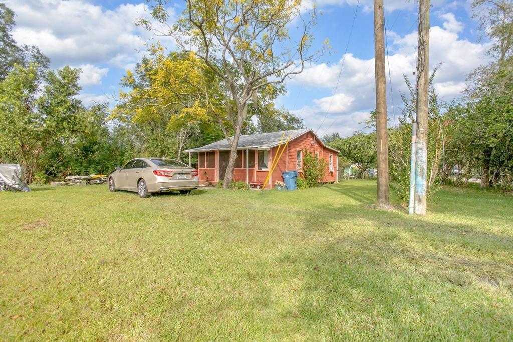 DELAND AREA SEC 4 S OF KY AVE - фото