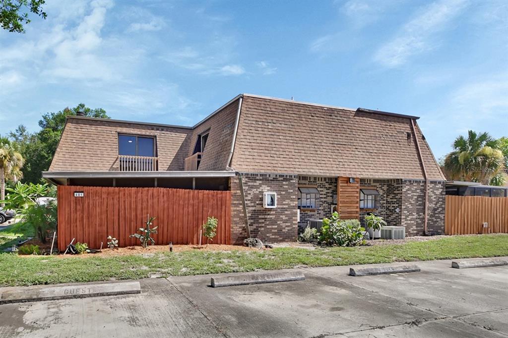 TERRACE THE - фото