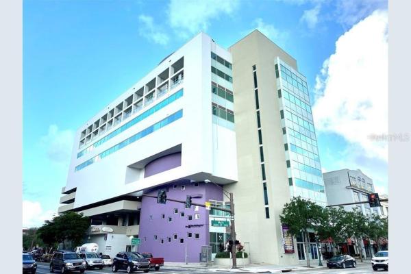 CITYSCAPE AT COURTHOUSE CENTRE