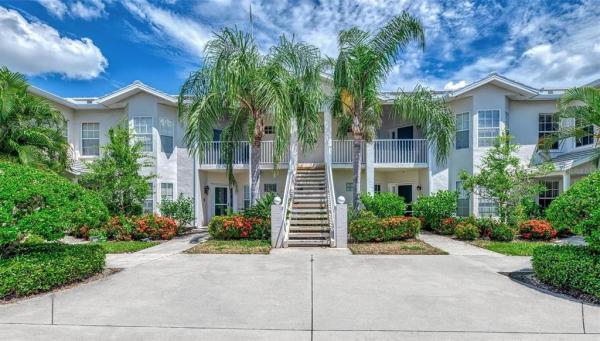 WEST LAKE GDNS/ST ANDREWS