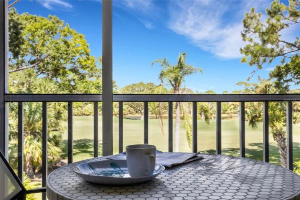 STONEYBROOK VERANDAS 1