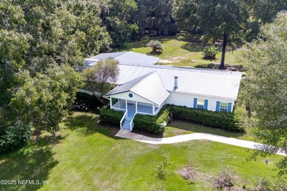 METES & BOUNDS - фото