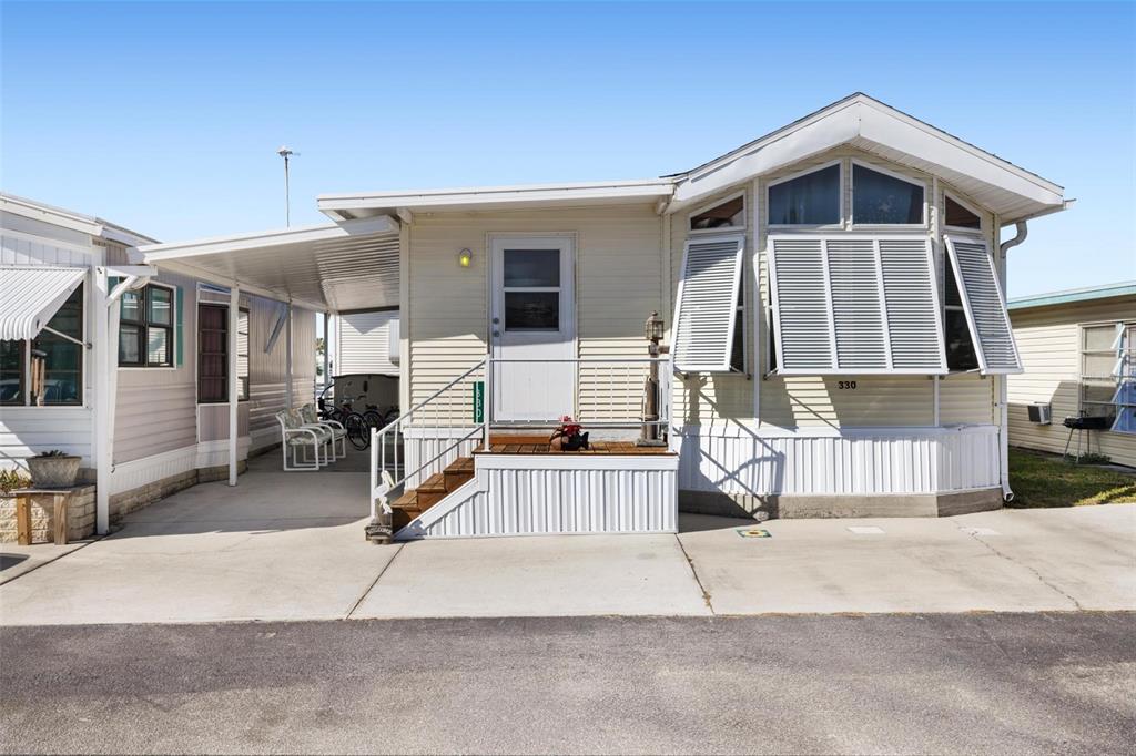 HOLIDAY TRAVEL PARK ENGLEWOOD - фото