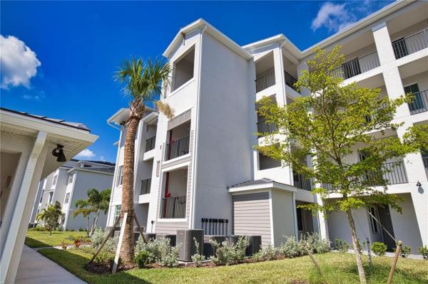 WELLEN PARK BLDG 100