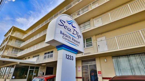 SEA DIP BEACH RESORT CONDO UNIT C01
