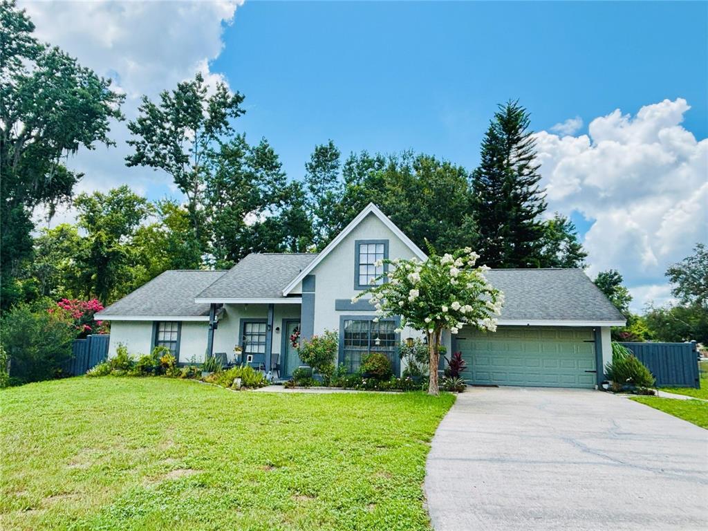 CEDAR BEND - фото