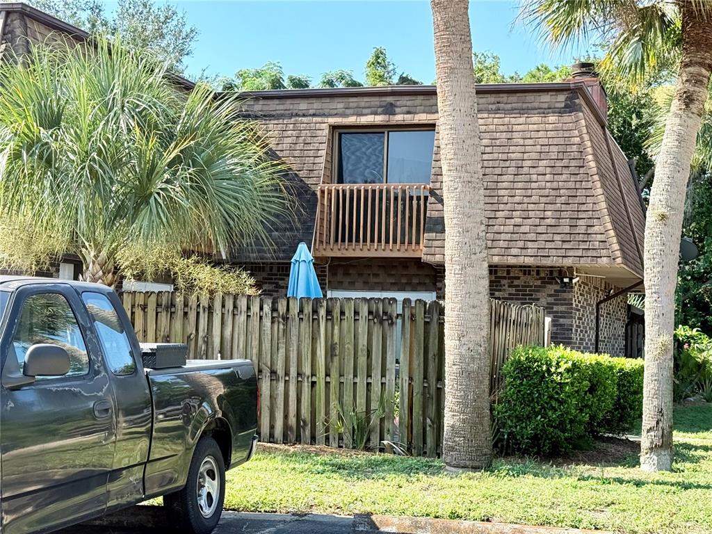 TERRACE THE - фото