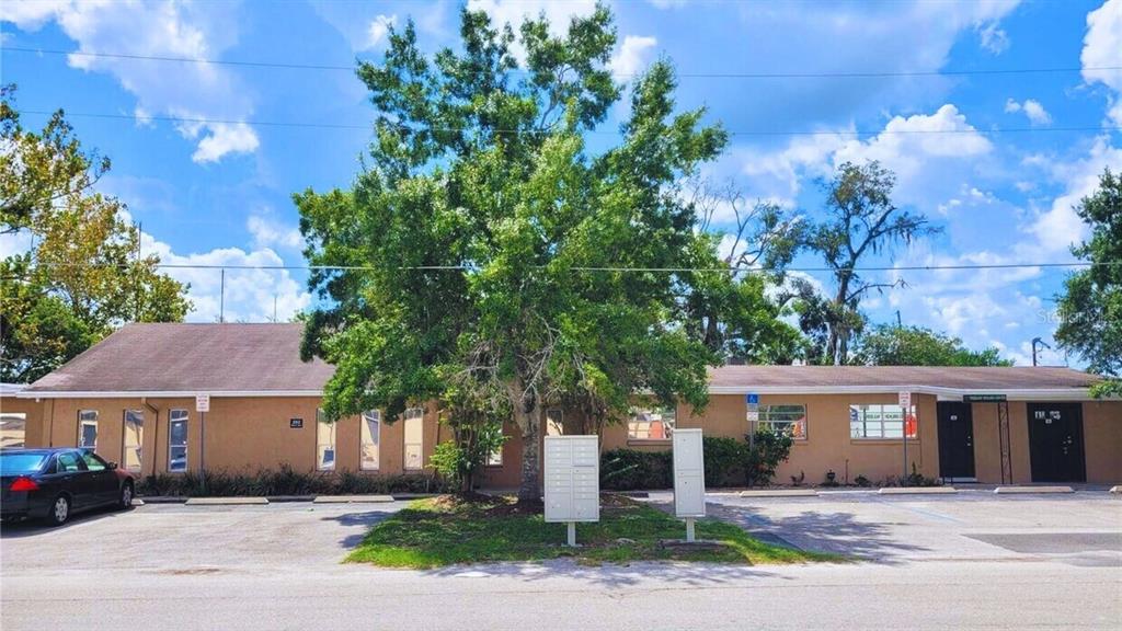 MOLNARS ADD TO LONGWOOD - фото