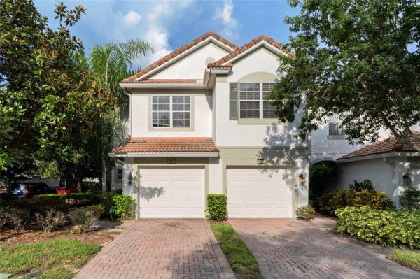 VISTAS/PHILLIPS COMMONS