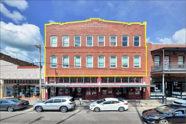 THE YBOR CITY BUS CONDO