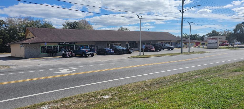 LA VILLA GARDENS - фото