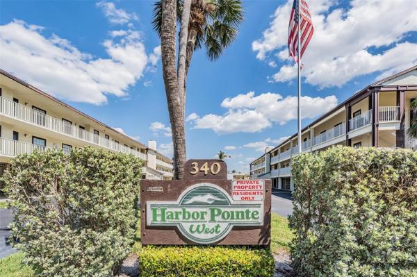 HARBOR POINTE WEST CONDO