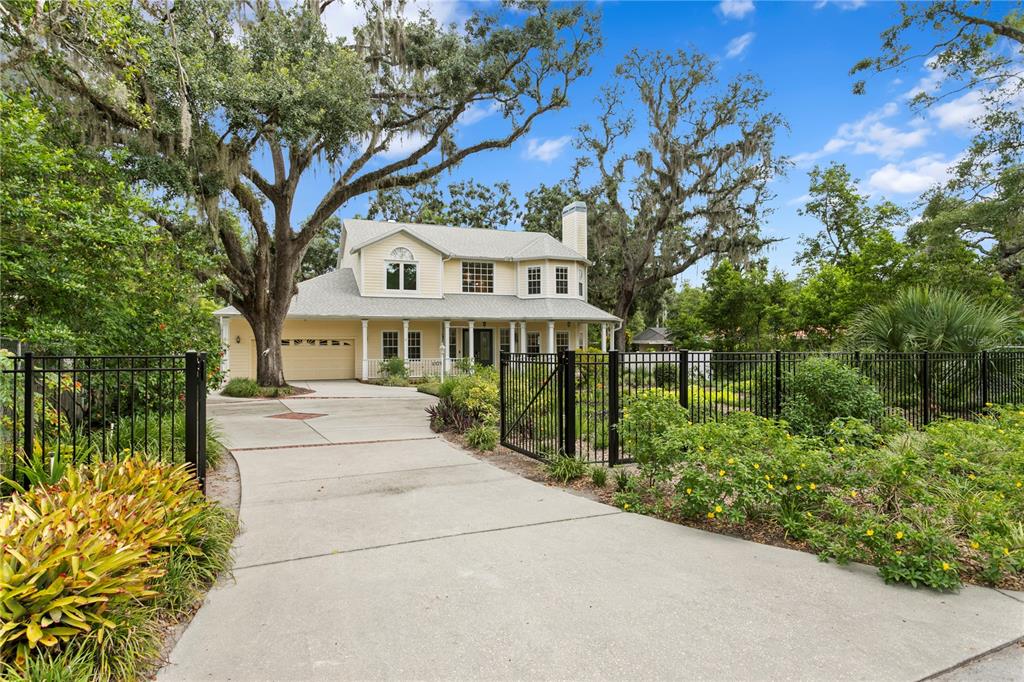 TEMPLE TERRACE ESTATES - фото