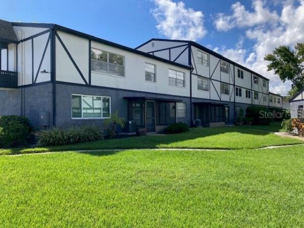 KING ARTHURS COURT CONDO