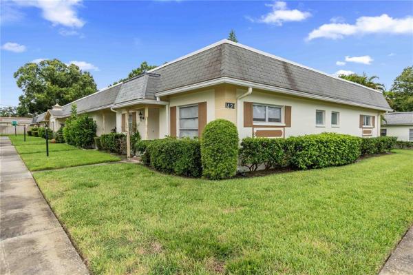 NORMANDY PARK OAKS CONDO