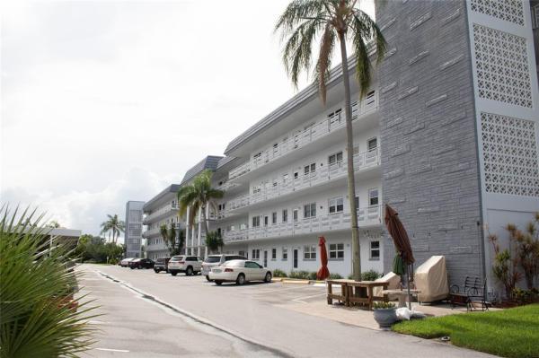 TOWN SHORES OF GULFPORT