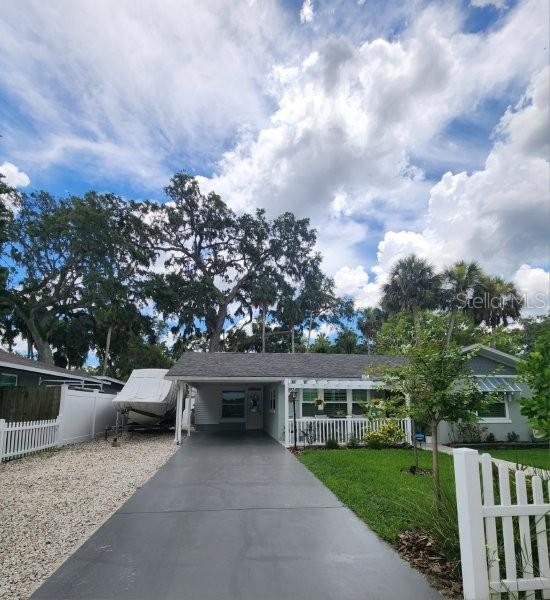 TERRACE LA HEIGHTS 01