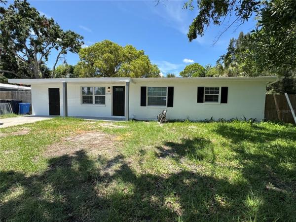 TOWNN COUNTRY PARK UN 02