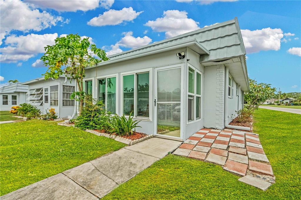 BEDFORD E CONDO - фото