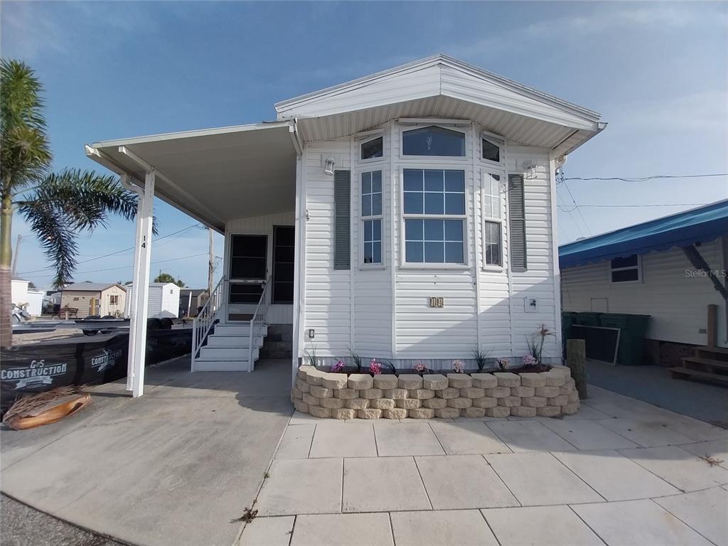 TROPIC ISLES CO-OP - фото