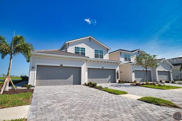 8800 - COACH HOMES II AT WELLEN PARK