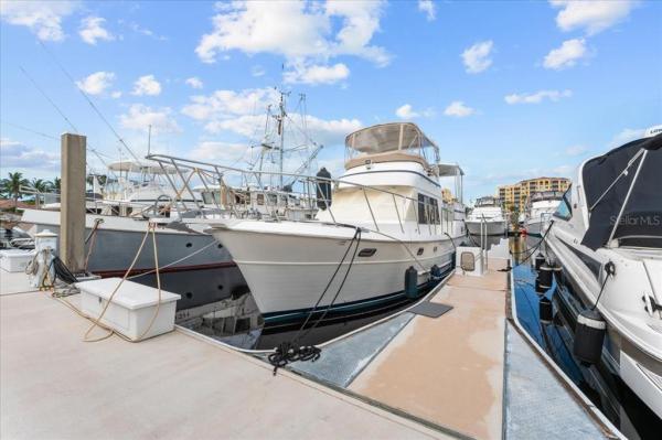 RIVIERA DUNES MARINA