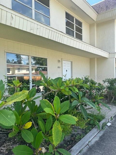 FAIRWAY OAKS - фото