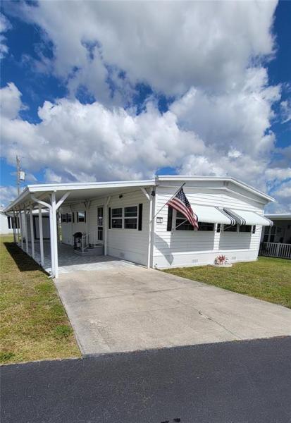 LAZY LAGOON MOB HME PARK COOP