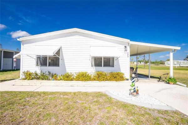 VILLAGE HOLIDAY LAKE