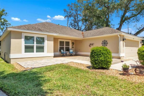 LADY LAKE ORANGE BLOSSOM GARDENS UNIT 08