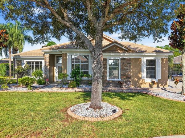 MOUNT DORA LOCH LEVEN PH 04 LT 94