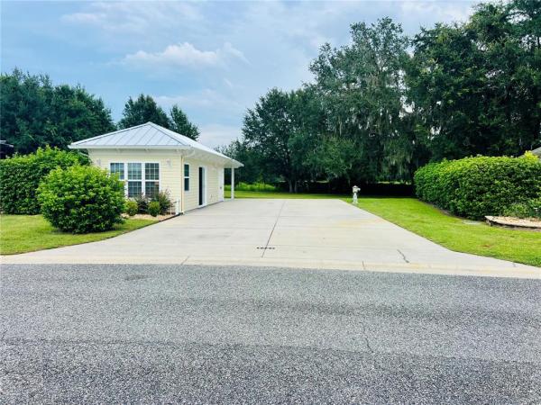 FLORIDA GRANDE MOTOR COACH RESIDENCE