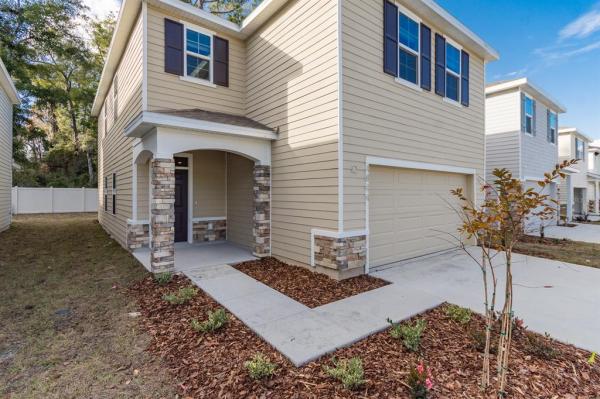 OAKS PRESERVE PH 1 PB 37 PG 66