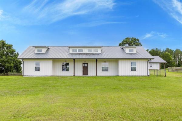 SHAW FARMS OF ALACHUA