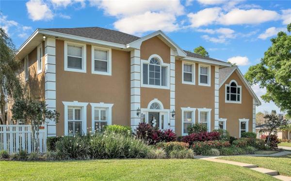 CREWS LAKE HILLS ESTATES