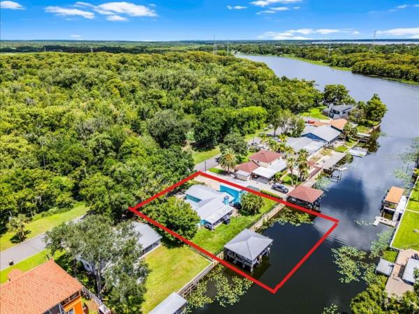 ST JOHNS RIVER ESTATES