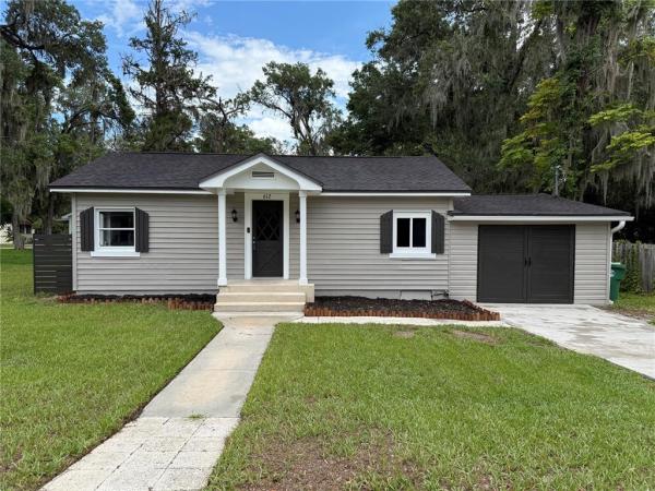 PLYMOUTH HEIGHTS DELAND