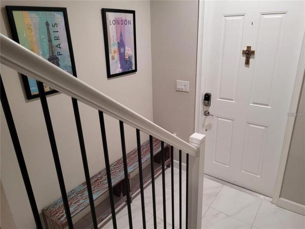 GRANDE OAKS AT HEATHROW