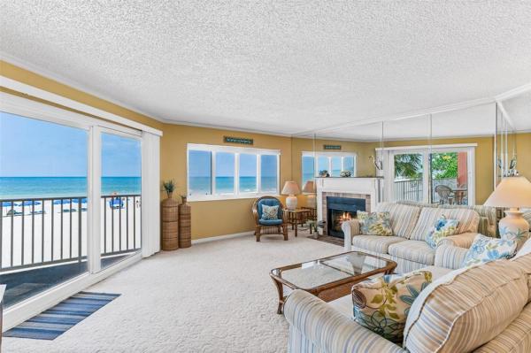 BEACH COTTAGE  CONDO PHASE I, BLDG I