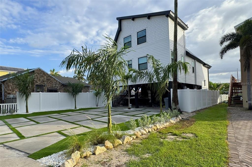 CONEY ISLAND - фото